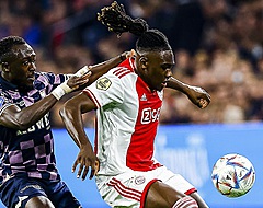 Controversieel Ajax-moment: "Een schouderduw!"