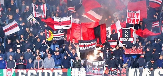 Foto: Ajaxfans halen massaal uit naar eigen speler: 'Lachwekkend'