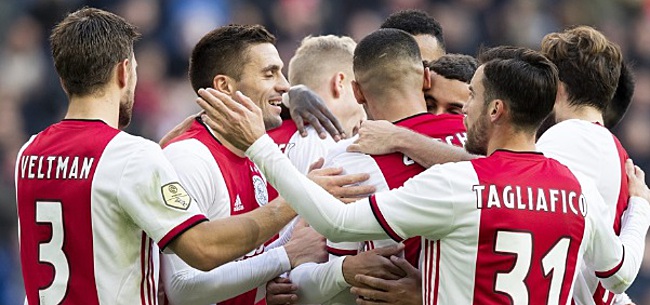 Foto: Ajax-fans door het dolle heen: 