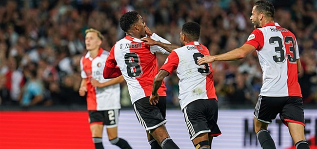 Foto:  Feyenoorder kotste over boarding tijdens duel met Emmen
