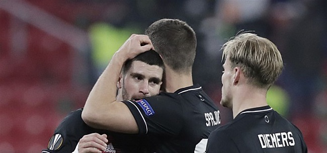 Foto: Feyenoord-duo excelleert: 'Alsof het een bedrijfsvoetbaltoernooitje was'